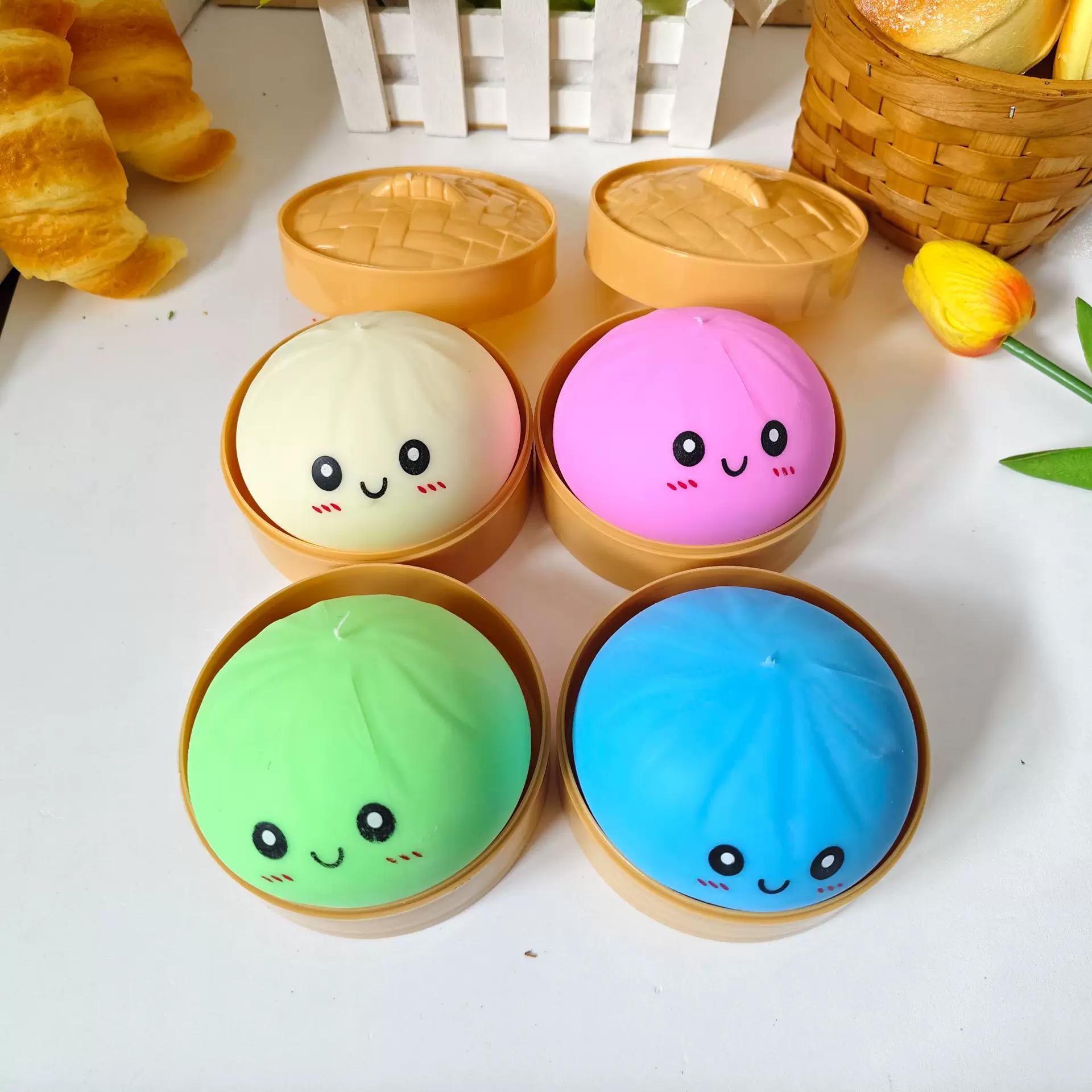 "Expression bun kneading fun soft and cute slow rebound healing pink simulation bun stress relief toy kneading decoration"