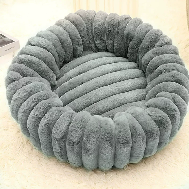 Cat bed, winter-thickened and warm, semi-enclosed, providing a sense of security for cats, suitable for all seasons, pet mat