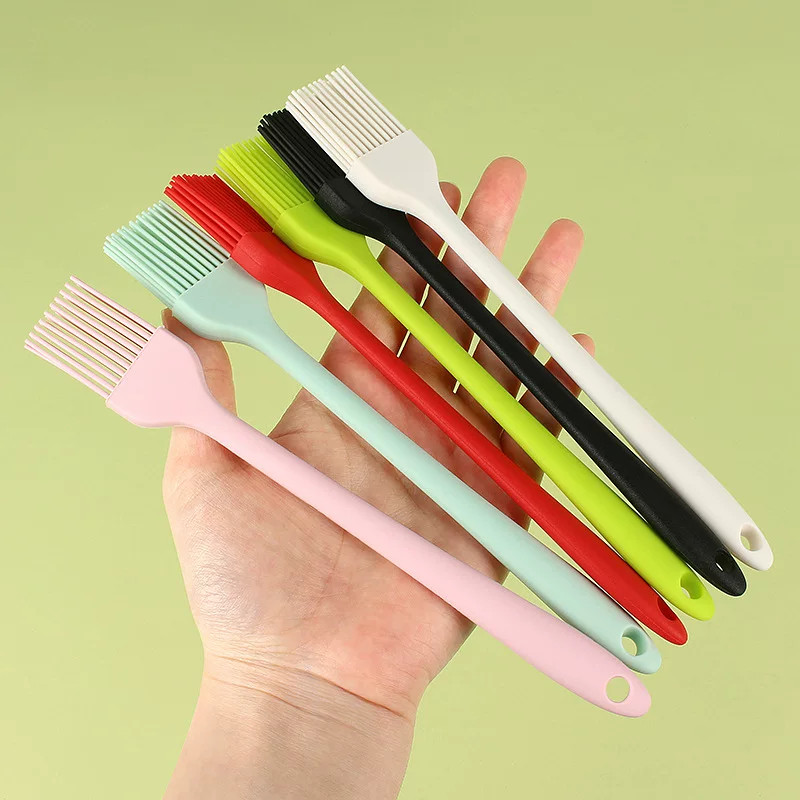 Silicone one-piece small oil brush, barbecue brush, household non-shedding baking small brush, pancake oil brush