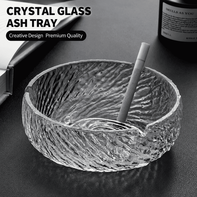 Nordic style fashionable anti-slip and anti-fly design, grand living room and office decoration, high appearance level, creative glass ashtray