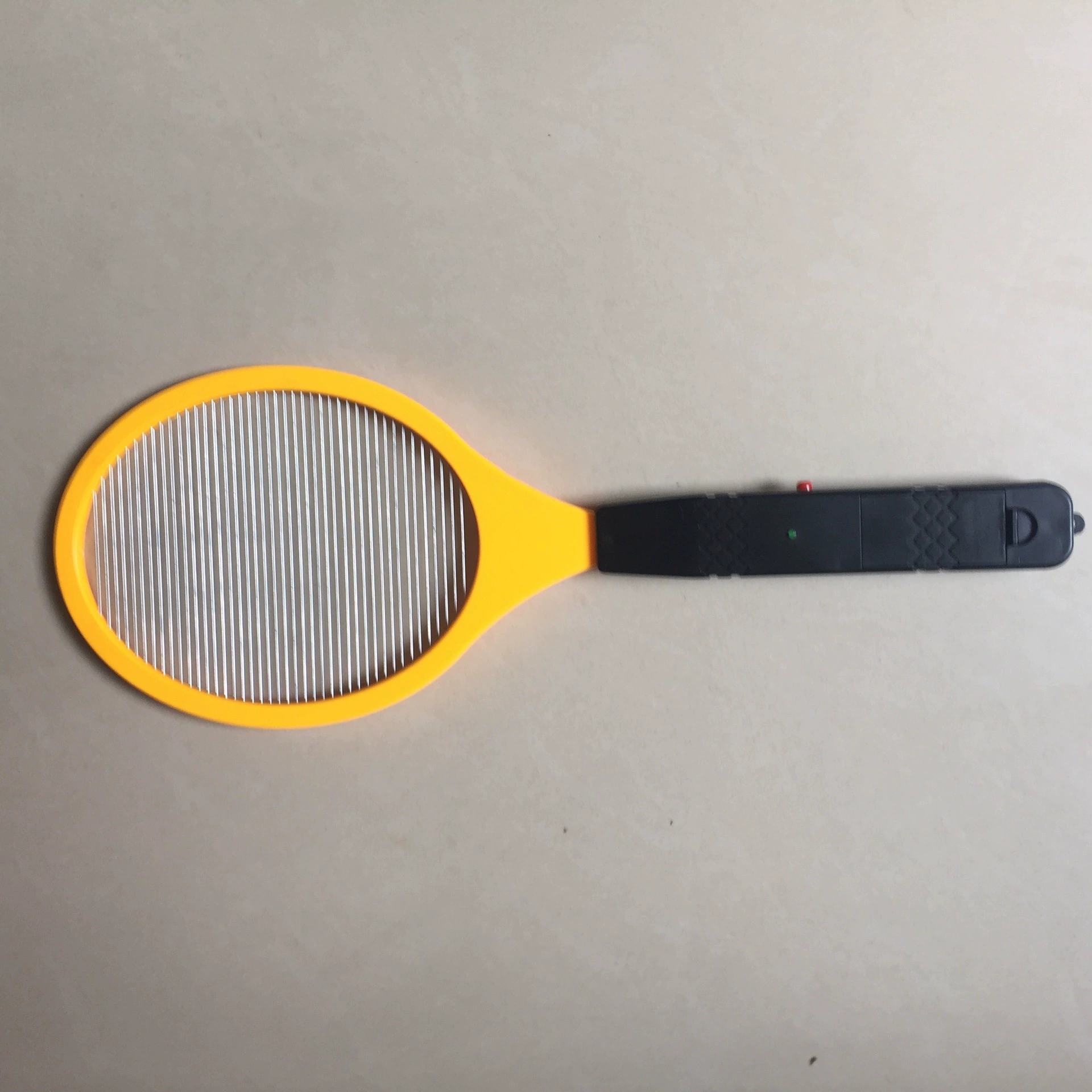 Wholesale of 2025 Electric Mosquito swatter for household indoor use, single-layer electric mosquito swatter with battery, a powerful mosquito killer