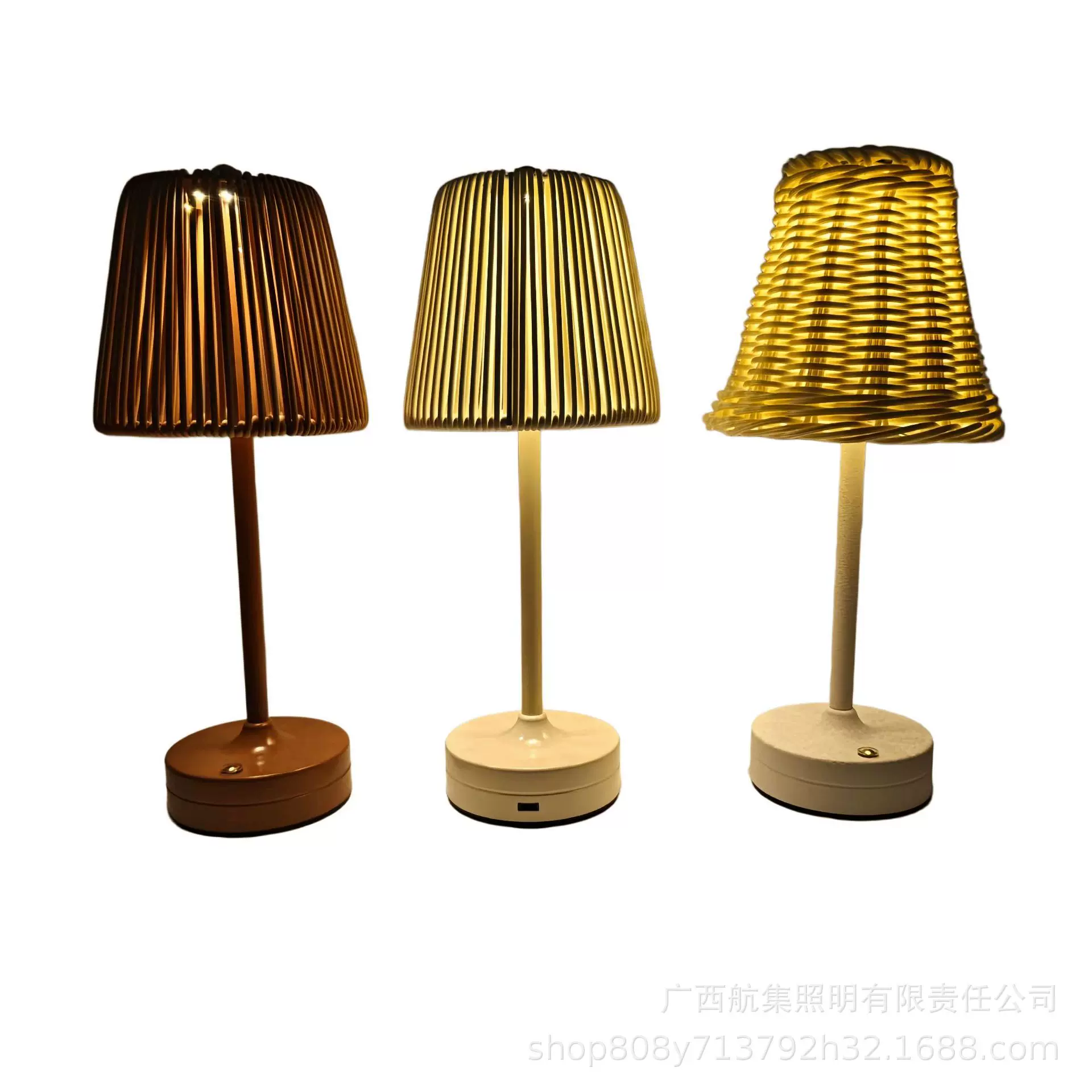 Cross-border best-selling wicker outdoor table lamps, restaurant and bar charging table lamps, Nordic-style atmosphere decorative lamps, direct supply from the manufacturer