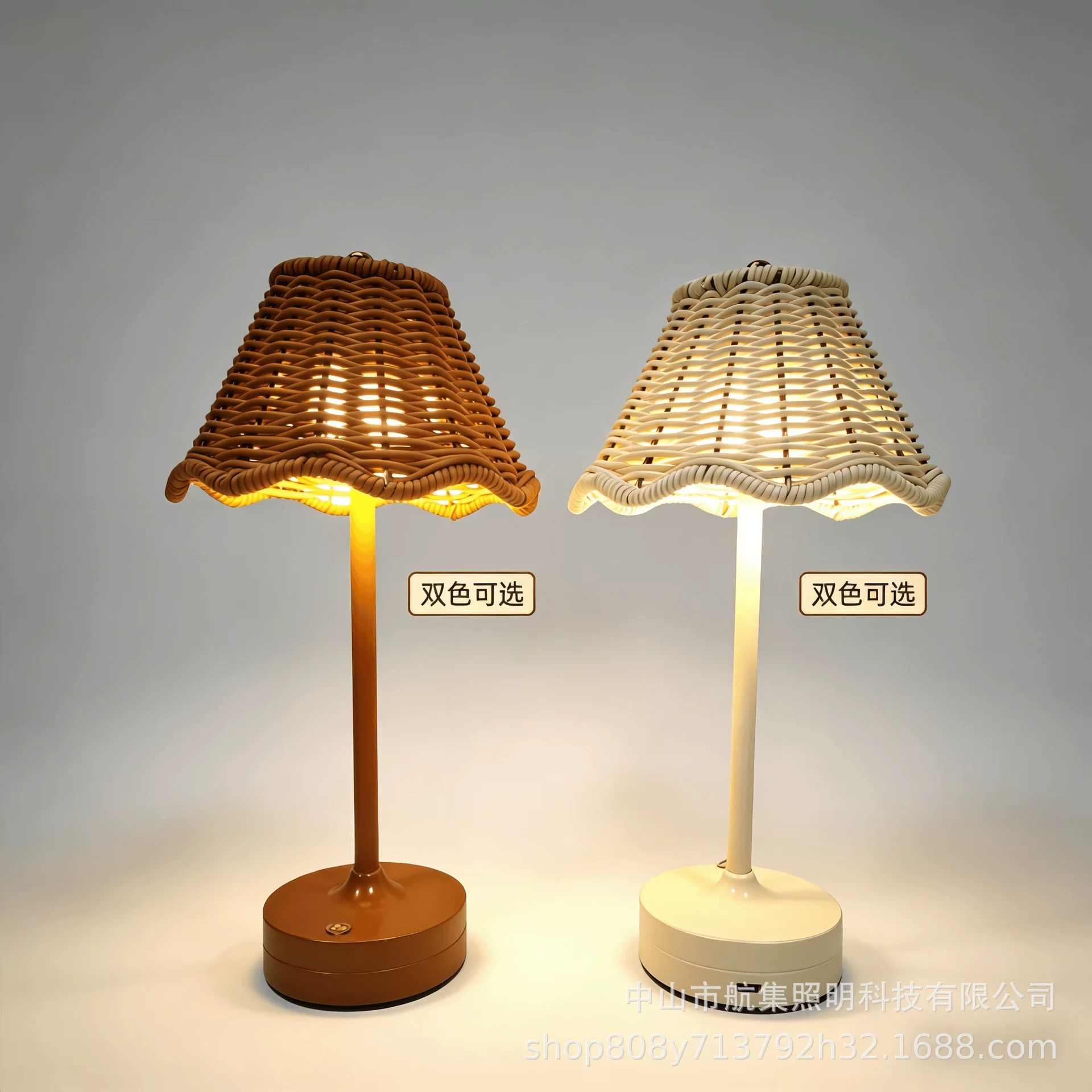 Cross-border LED charging table lamp, retro rattan woven atmosphere night light, outdoor camping, bar, restaurant, living room, bedroom table lamp