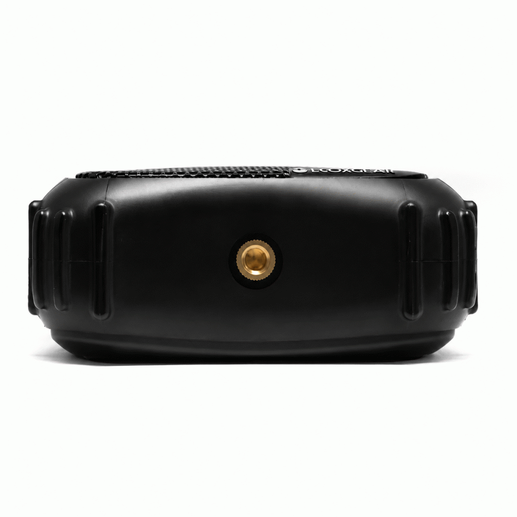 New portable wireless Bluetooth speaker for outdoor use, 7-level waterproof, Bluetooth 5.3