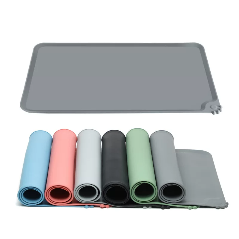 Amazon food-grade silicone pet placemats in stock, anti-overflow, water-slip and leak-proof, multiple specifications of cat and dog feeding MATS