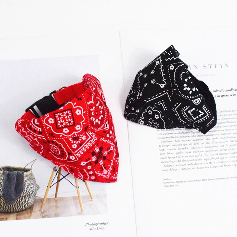 Pet supplies: Pet saliva wipes, printed pet dog collars, cat triangular collars, pet triangular collars