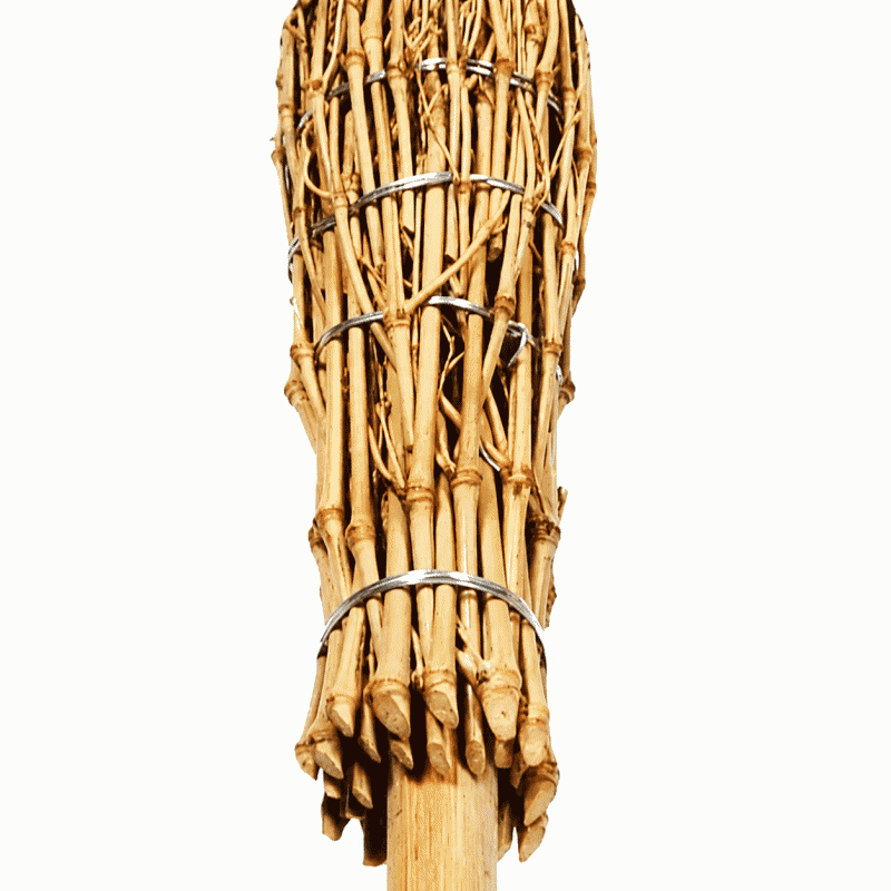 Bamboo broom sweeps fallen leaves, outdoor broom, outdoor broom, courtyard cleaning, road and ground